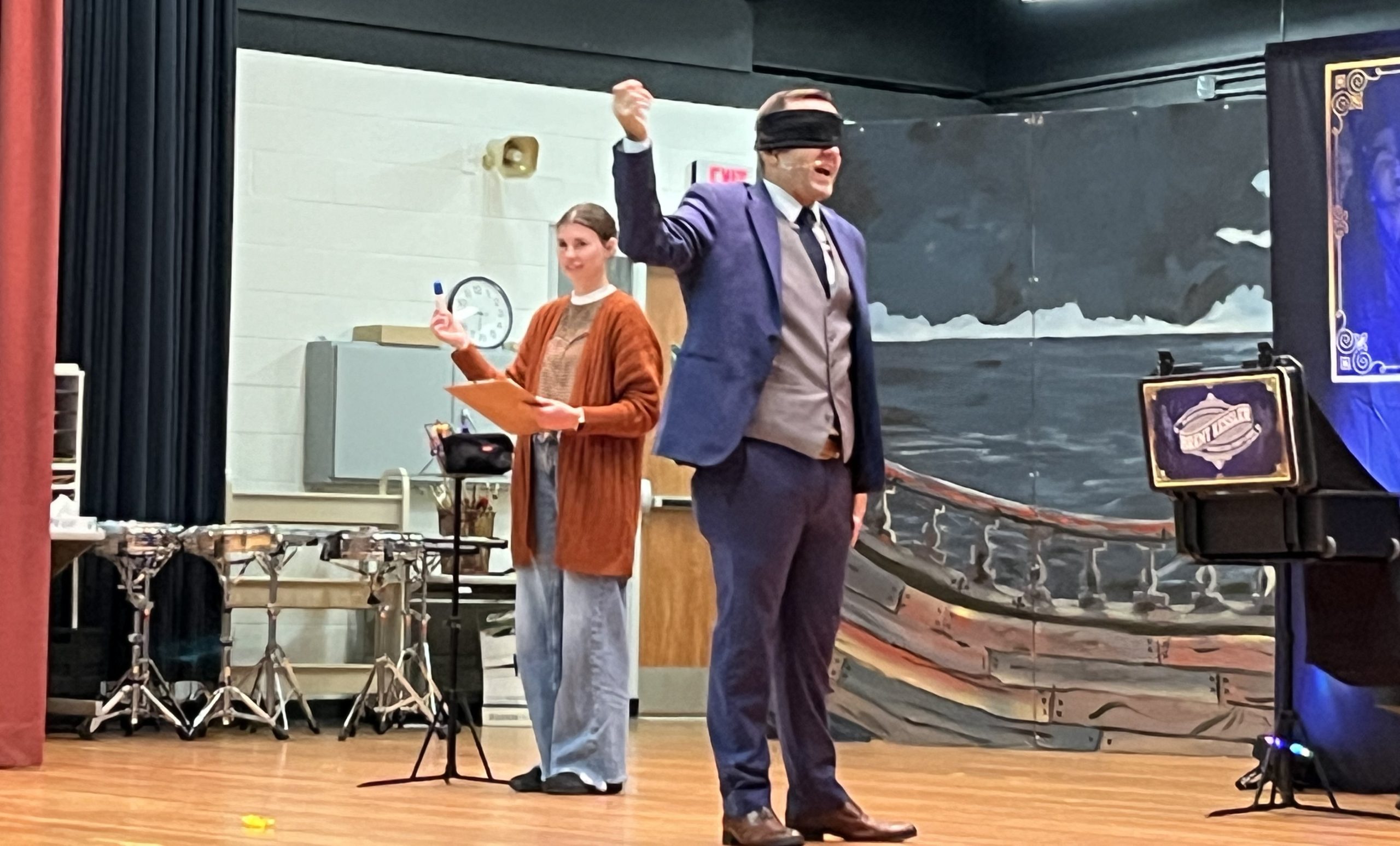 Magician Brent Kessler Presents at the SAIS Fall Festival