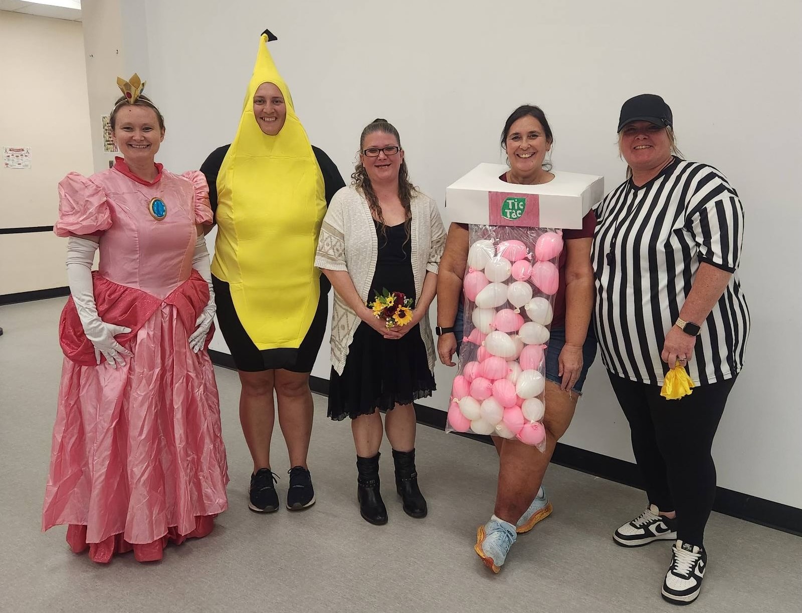 SAMS Cafeteria add a Sprinkle of Halloween Cheer to Lunches on Halloween