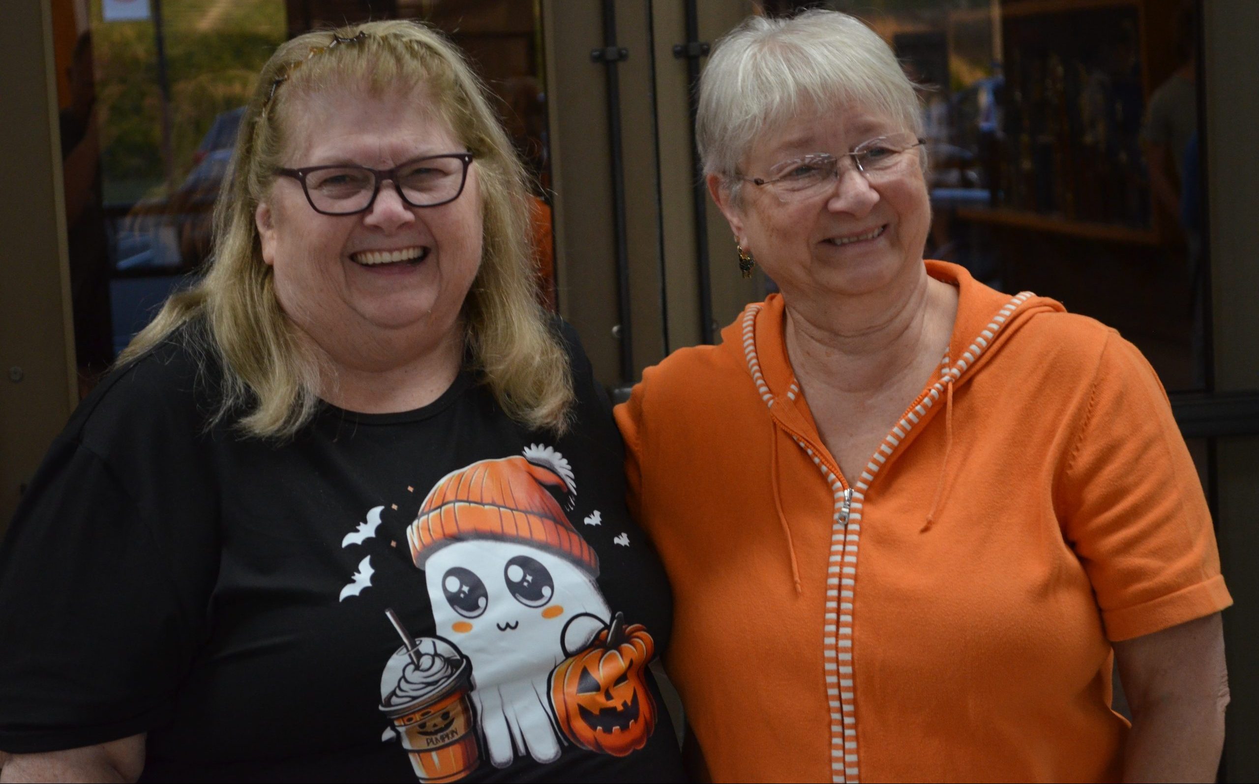 SAMS Staff Welcomes Students on Halloween