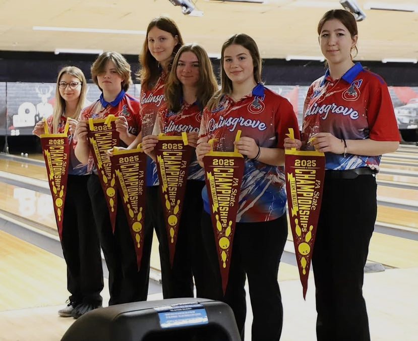 Lady Seals HS Bowling take 7th in the State!  Congratulations!  Next up Fort Wayne, IN in June for Nationals!